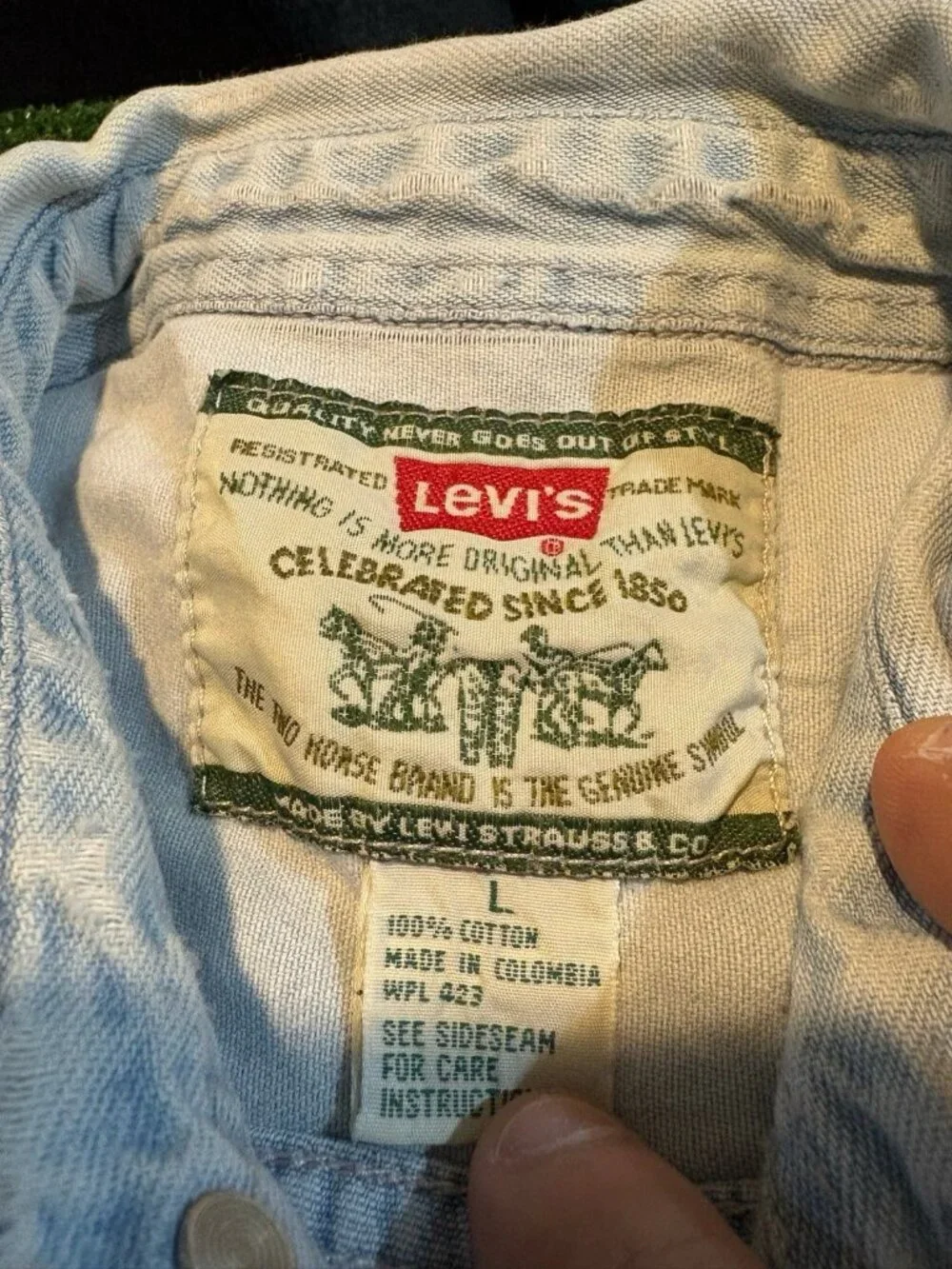 Vintage Levis shirt mens large blue red tab denim long sleeve pockets casual